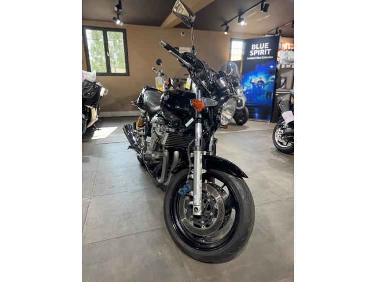 YAMAHA XJR 1300