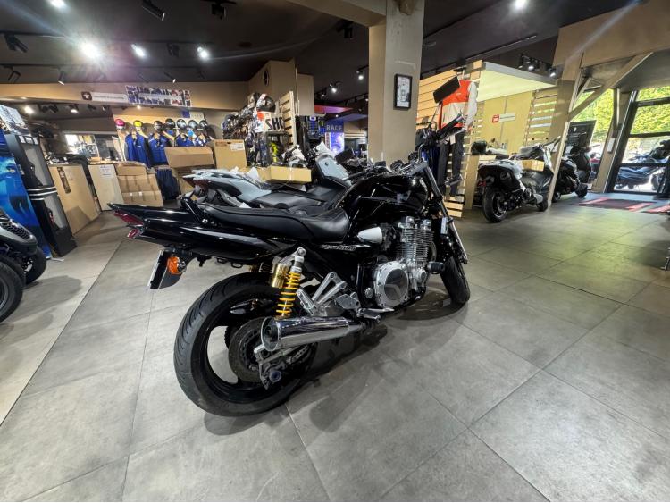 YAMAHA XJR 1300