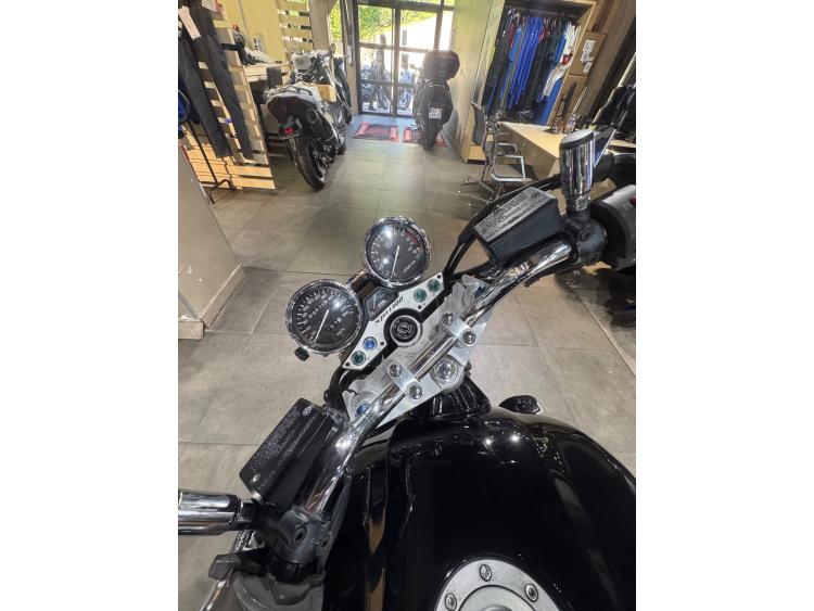 YAMAHA XJR 1300