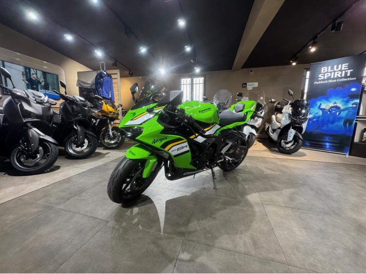 KAWASAKI ZX-6R 636
