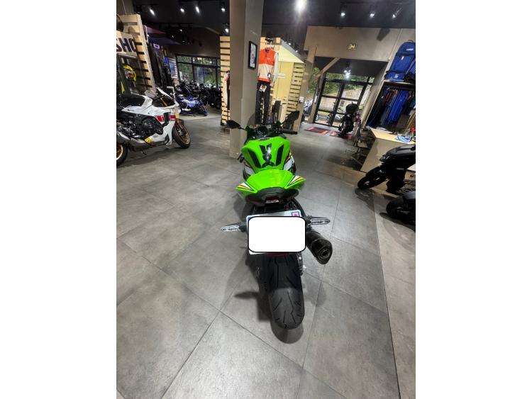 KAWASAKI ZX-6R 636