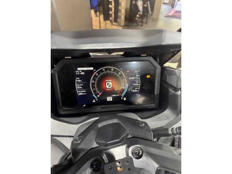 YAMAHA XP T-MAX 560 TECH MAX