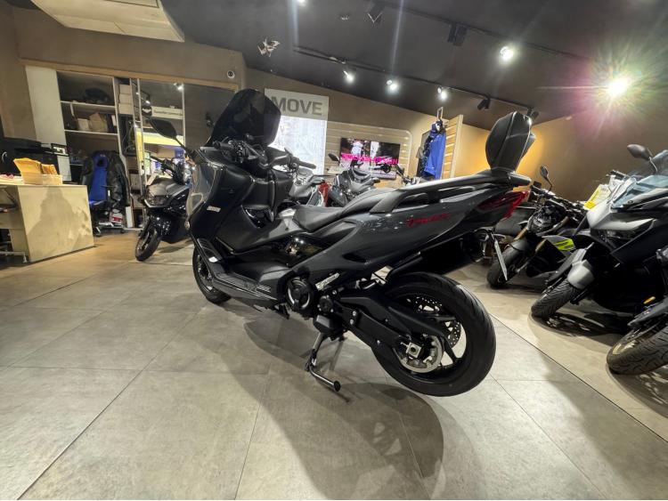YAMAHA XP T-MAX 560 TECH MAX