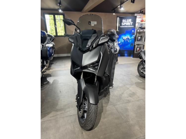 YAMAHA XMAX 300