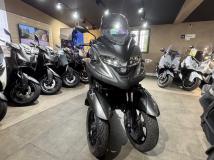 YAMAHA TRICITY 300