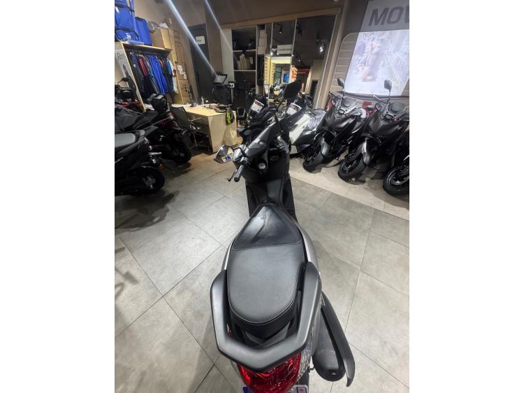 YAMAHA NMAX 125