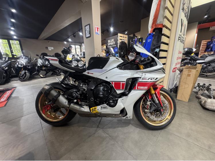 YAMAHA YZF-R1 WORLD GP 60TH ANNIVERSARY