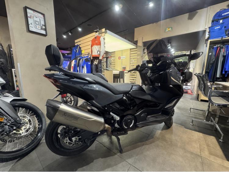 YAMAHA XP T-MAX 560 TECH MAX