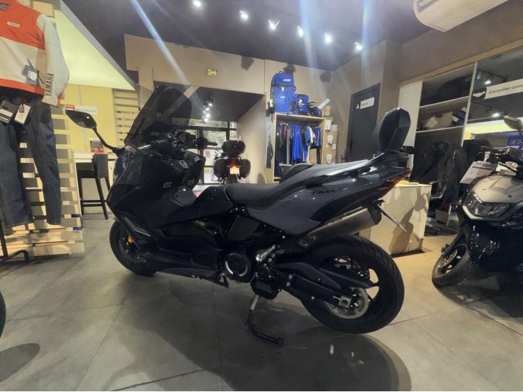 YAMAHA XP T-MAX 560 TECH MAX