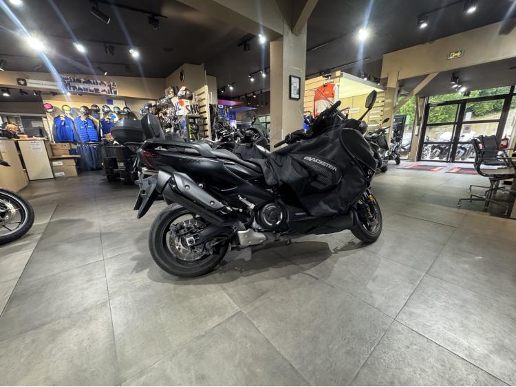 YAMAHA XP T-MAX 560 TECH MAX