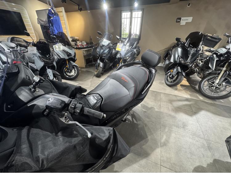YAMAHA XP T-MAX 560 TECH MAX
